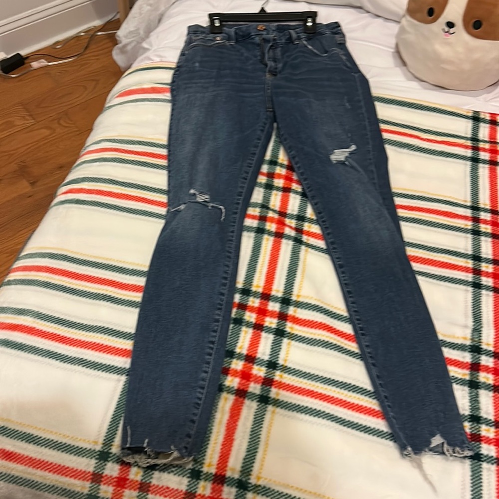 H&M supper skinny ripped jeans